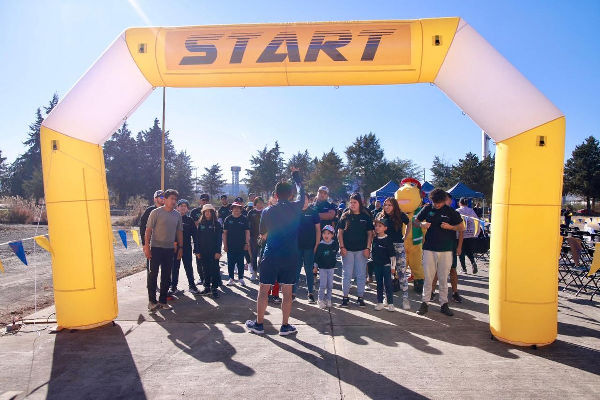 Inauguración Deportivo Gerdau :: Carrera con causa,  donación de Despensa  y tapitas para la comunidad 