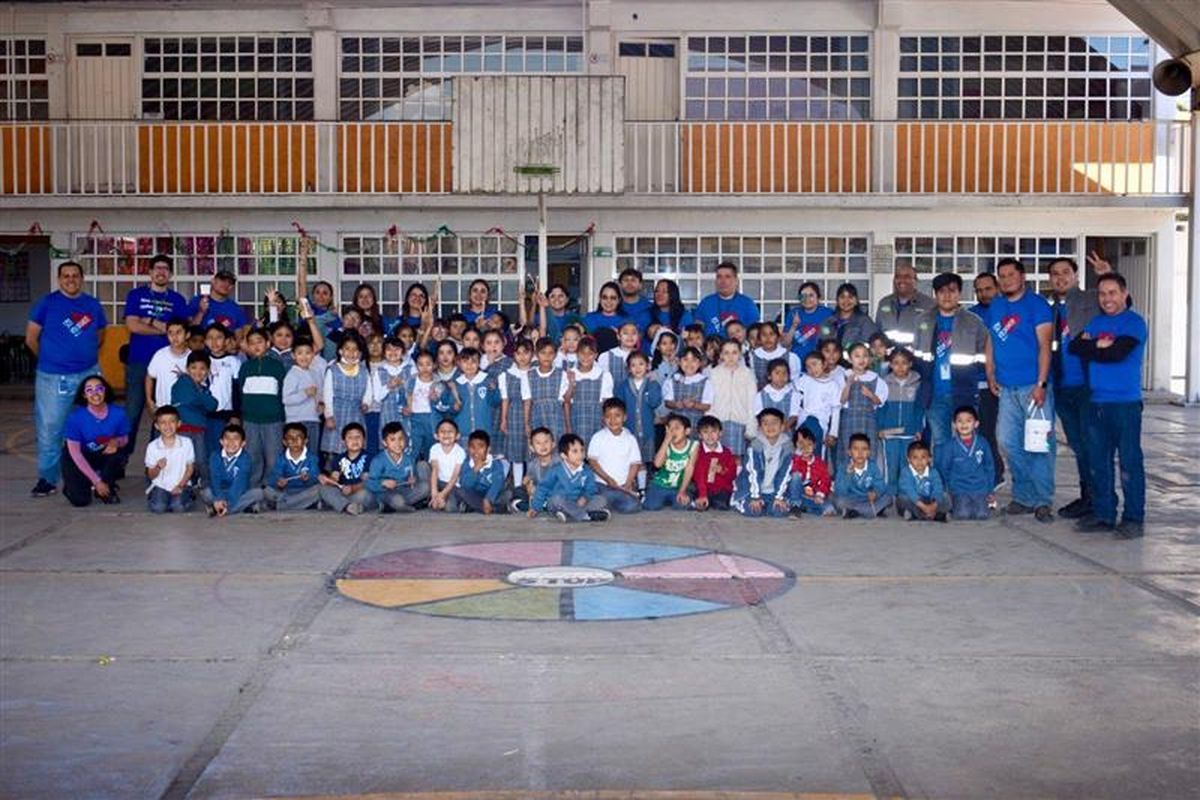 Juego de voluntariado Escuela Primaria 