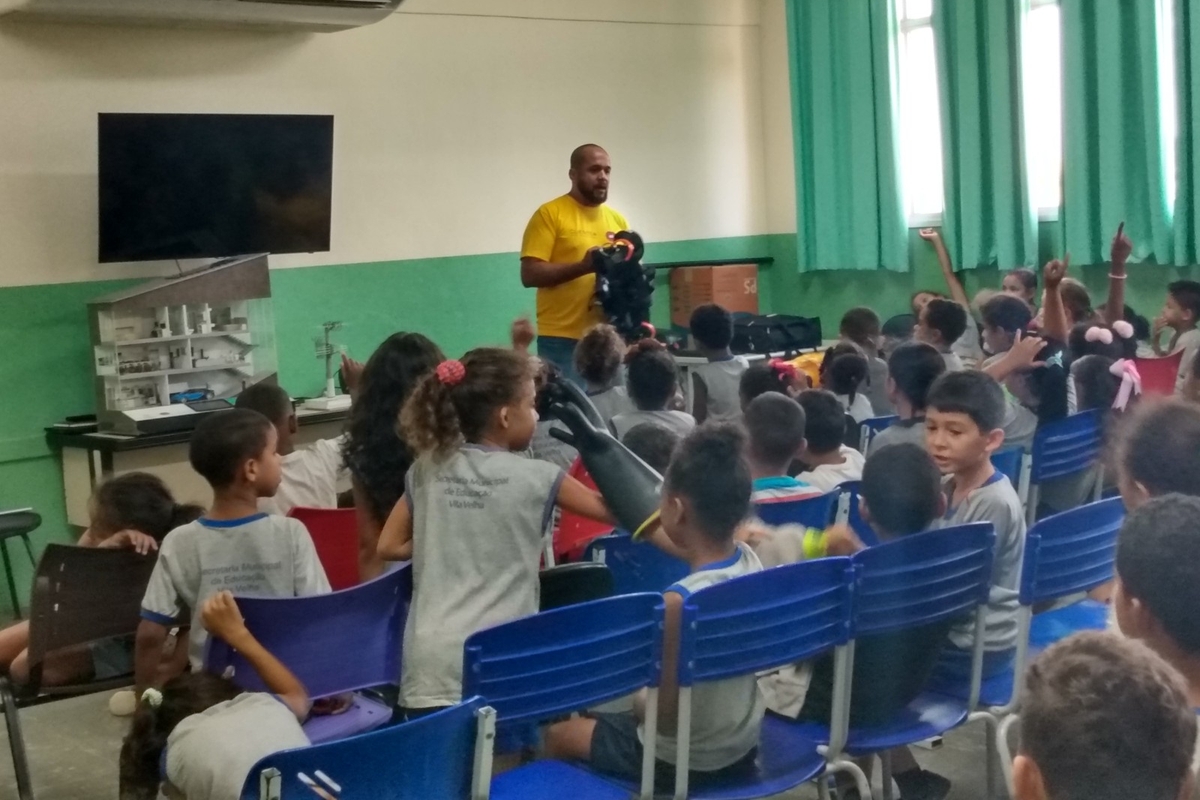Connect EDP na Escola Marina Barcellos -16 turmas