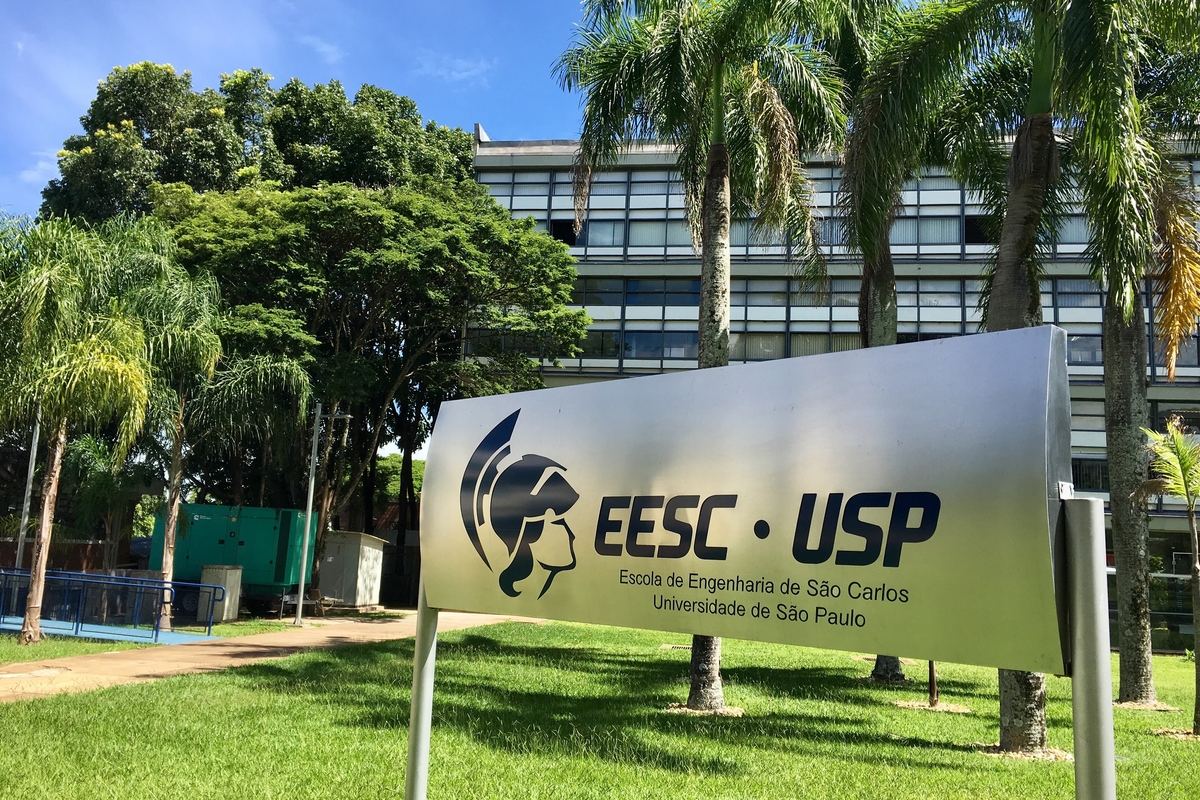 Voluntário da Escola de Engenharia de São Carlos (EESC - USP)
