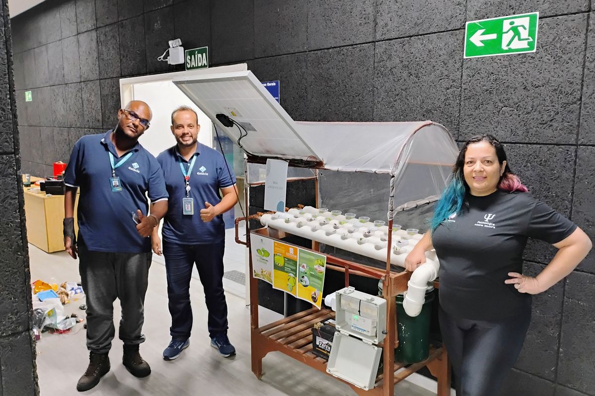 Palestra sobre Diminuição na Produção de Resíduos e Reciclagem