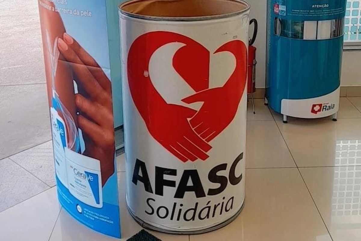 Campanha do agasalho AFASC