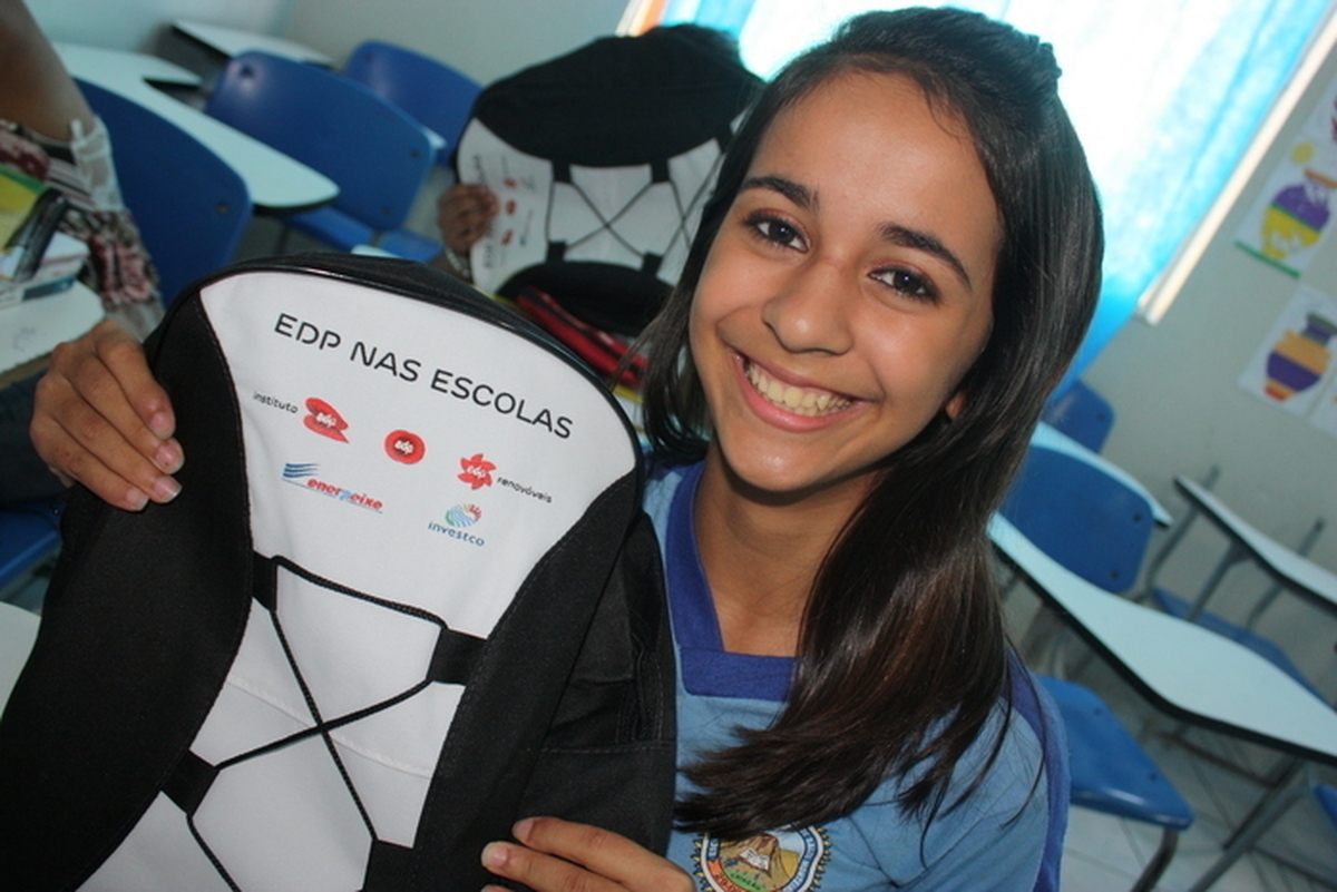Entrega de Kits Escolares 2014 - Peixe, Paranã e São Salvador