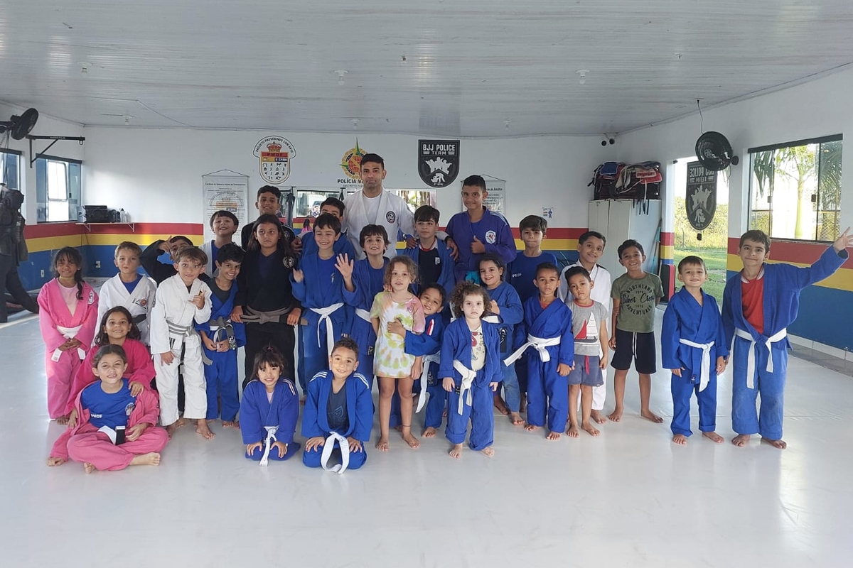 Programa Prevenindo com Arte: Aulas de Jiu Jitsu para Crianças em Brasília-DF