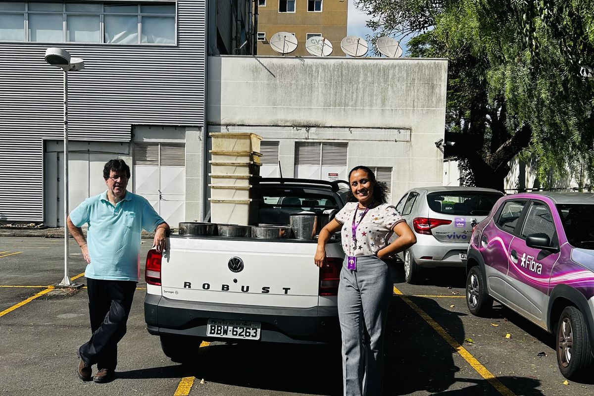 PR - Entrega de 72 Lixeiras da Sede Prado Velho