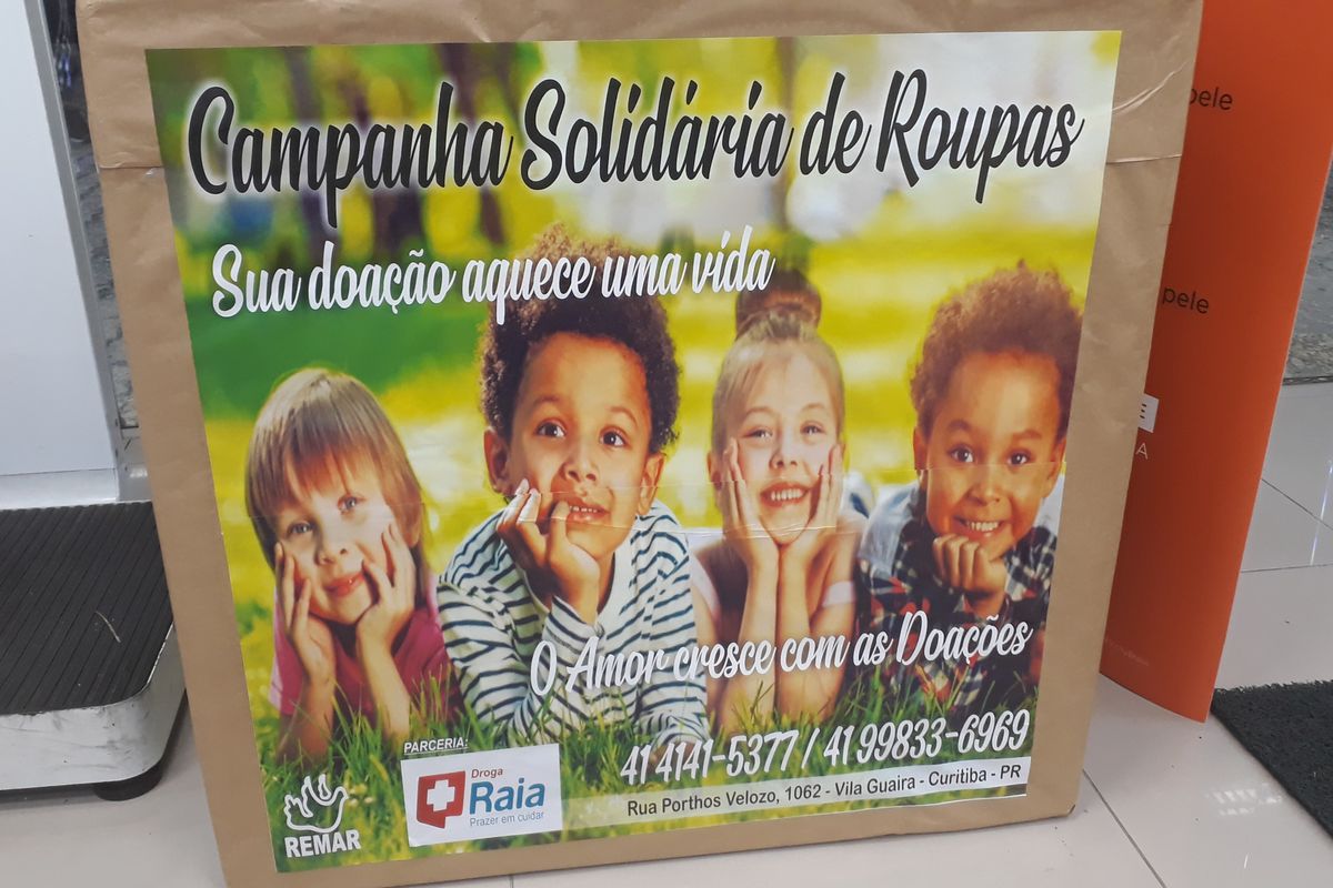 Campanha do Agasalho Droga Raia Água Verde