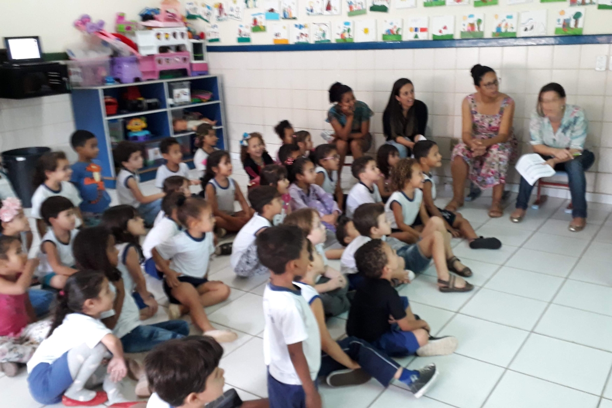 Conversando com os professores da CMEI Maringá